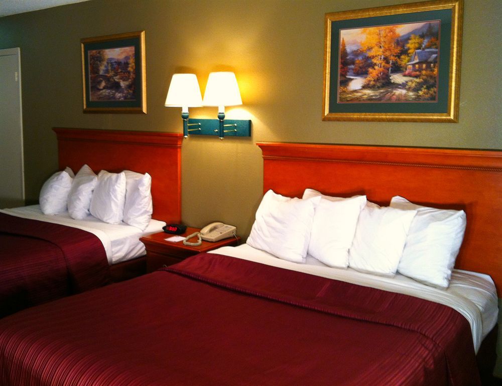 Howard Johnson By Wyndham Pigeon Forge Exterior foto